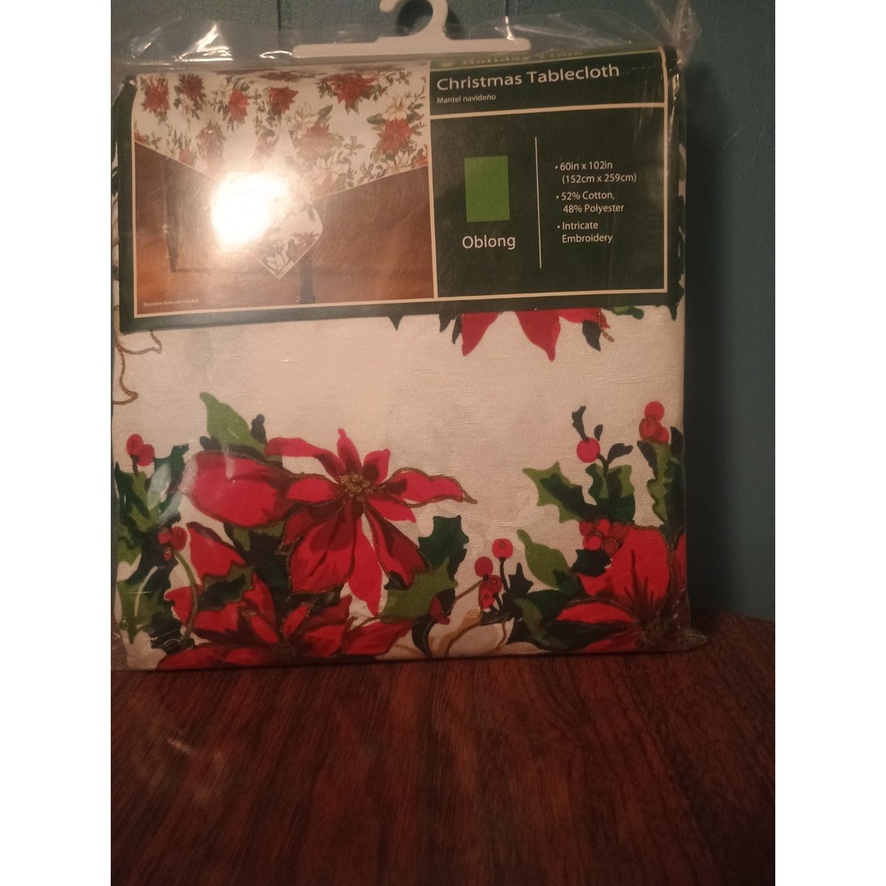 Fabric Tablecloth Red White Christmas Poinsettia Oblong 60x102 Holiday